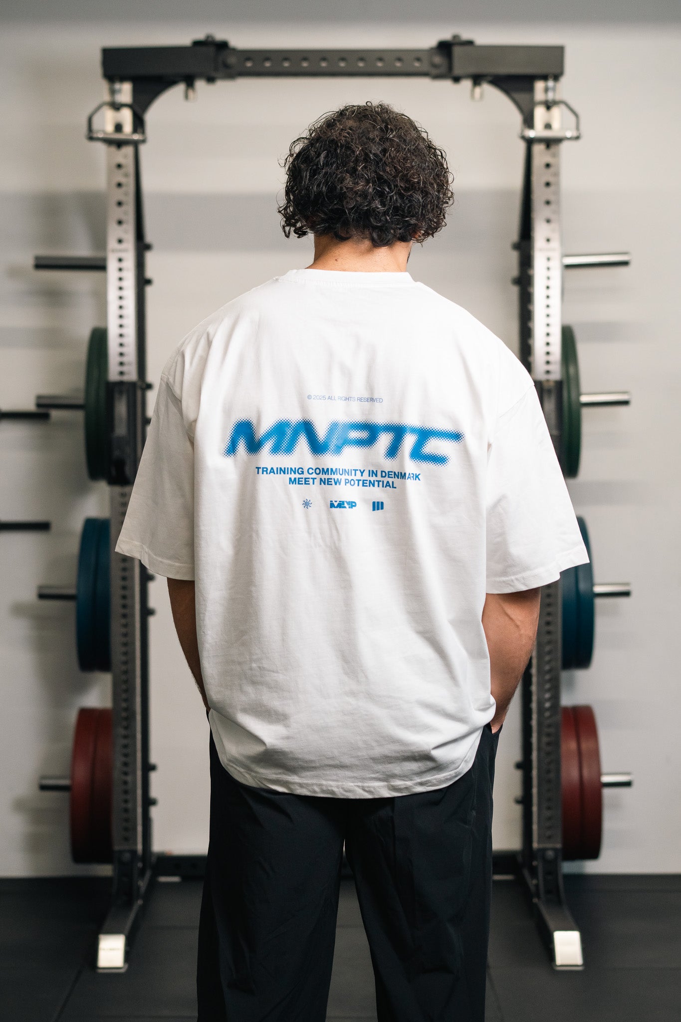 MNPTC Halftone Hvid/Blå Box Fit Tee