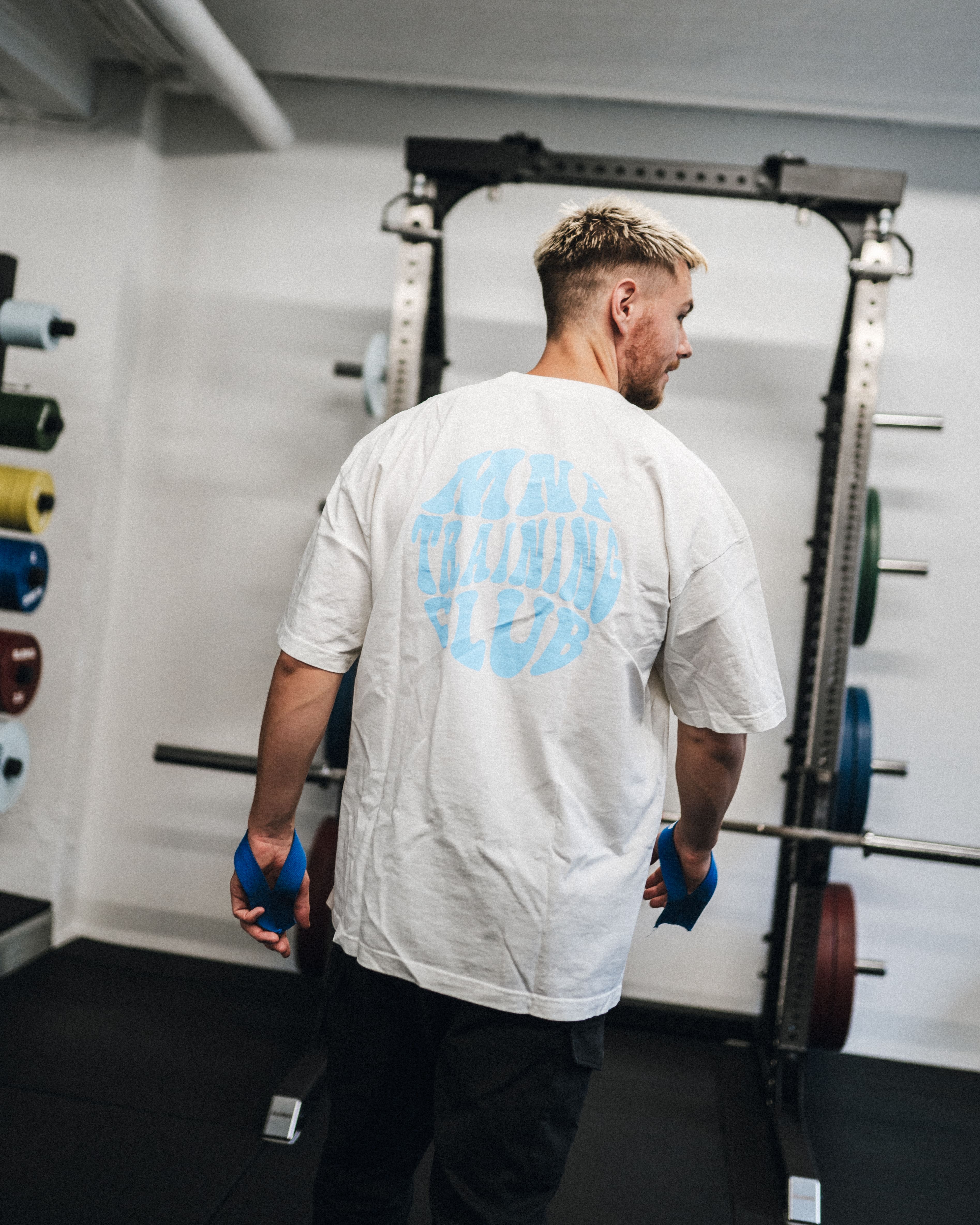 mnp training club oversize t-shirt globe logo