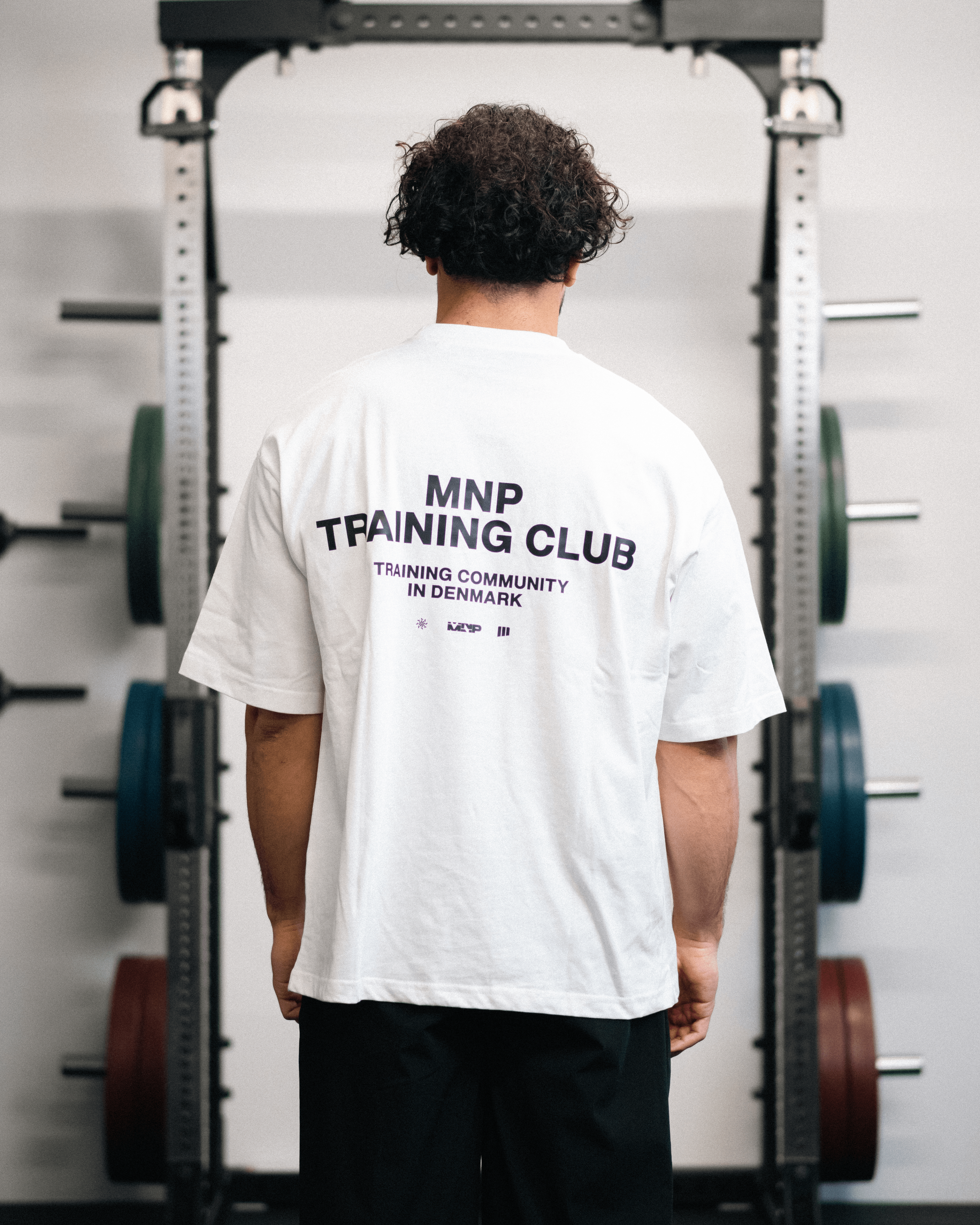 MNPTC Training Community Box Fit Tee Hvid/Sort