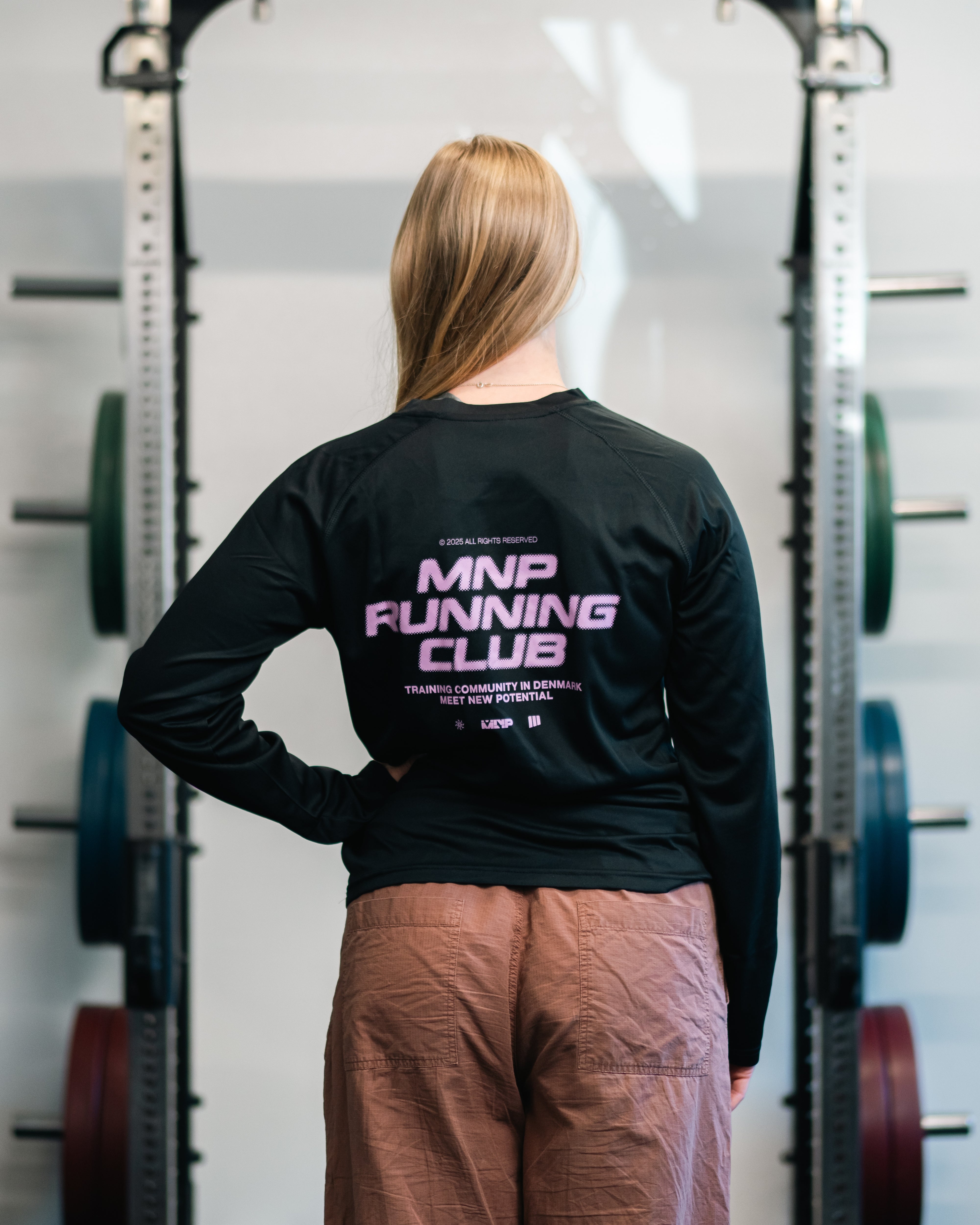 MNPTC Langærmet Løbetrøje Sort/Lyserød