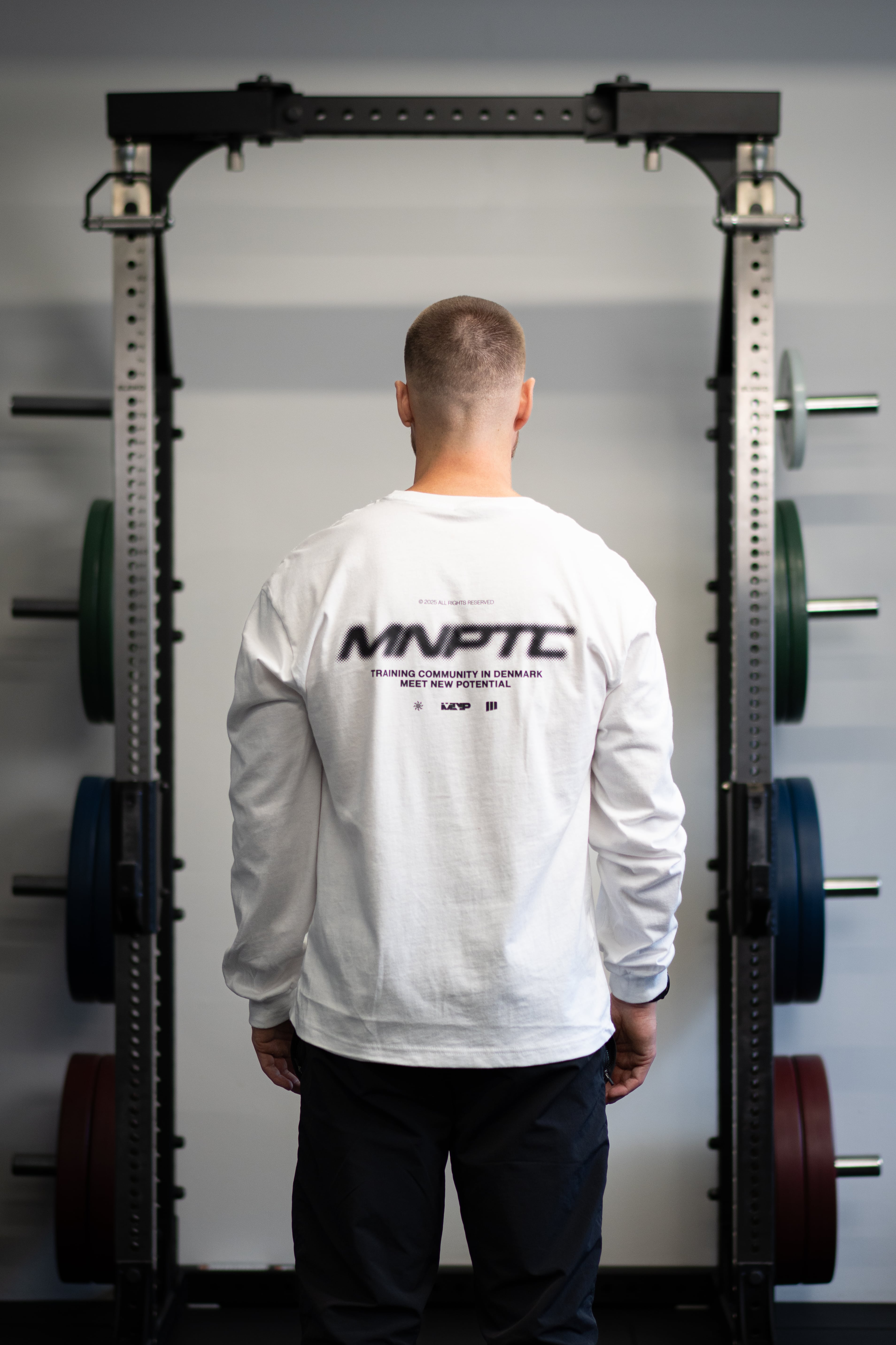 MNPTC Box Fit L/S Hvid